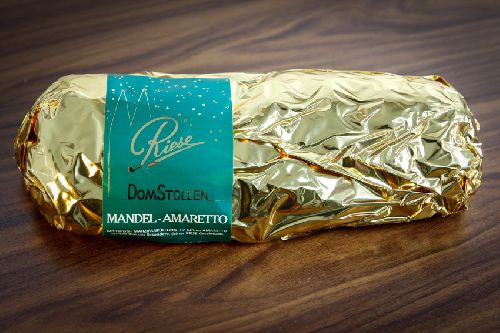 Mandel-Amaretto-Stollen